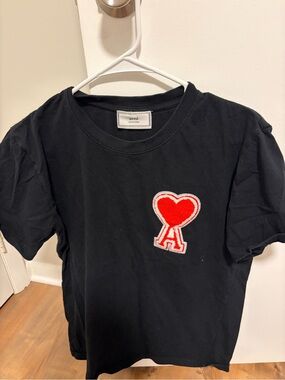 Ami Black Short-Sleeve Tee with Red Heart 'A' Patch